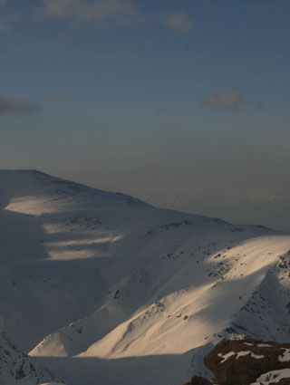Gulmarg Ski - Up we go Image